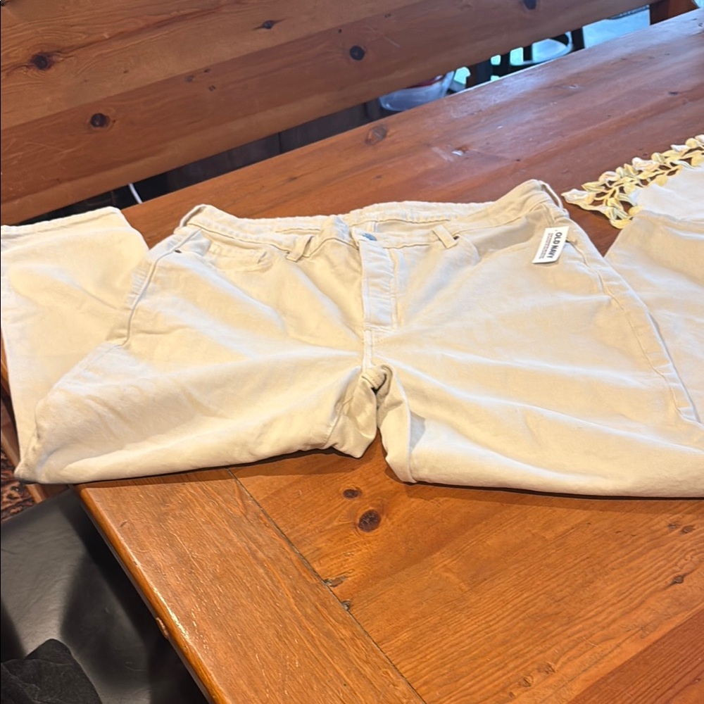 Ladies Beige Pants